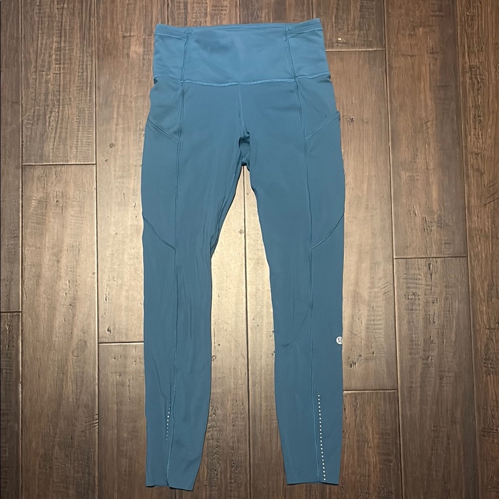 New without tags Lululemon leggings size 4